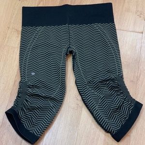 Lululmeon crop leggings